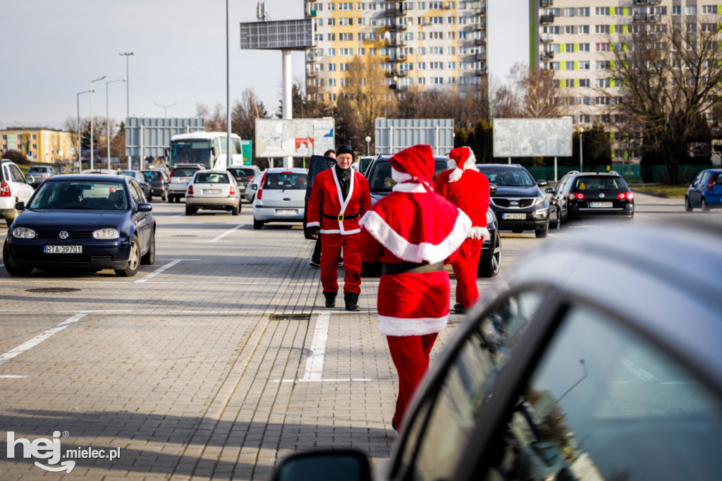 Zmotoryzowani Mikołaje w akcji