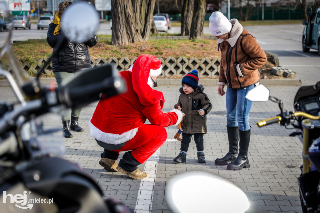 Zmotoryzowani Mikołaje w akcji