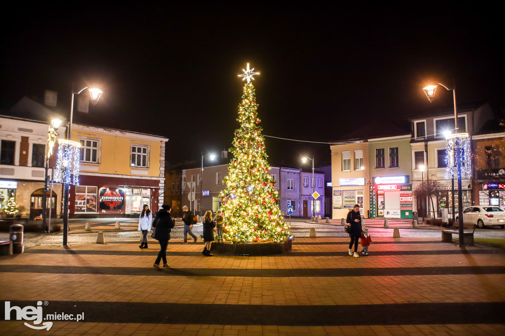 Świąteczne iluminacje na ulicach Mielca