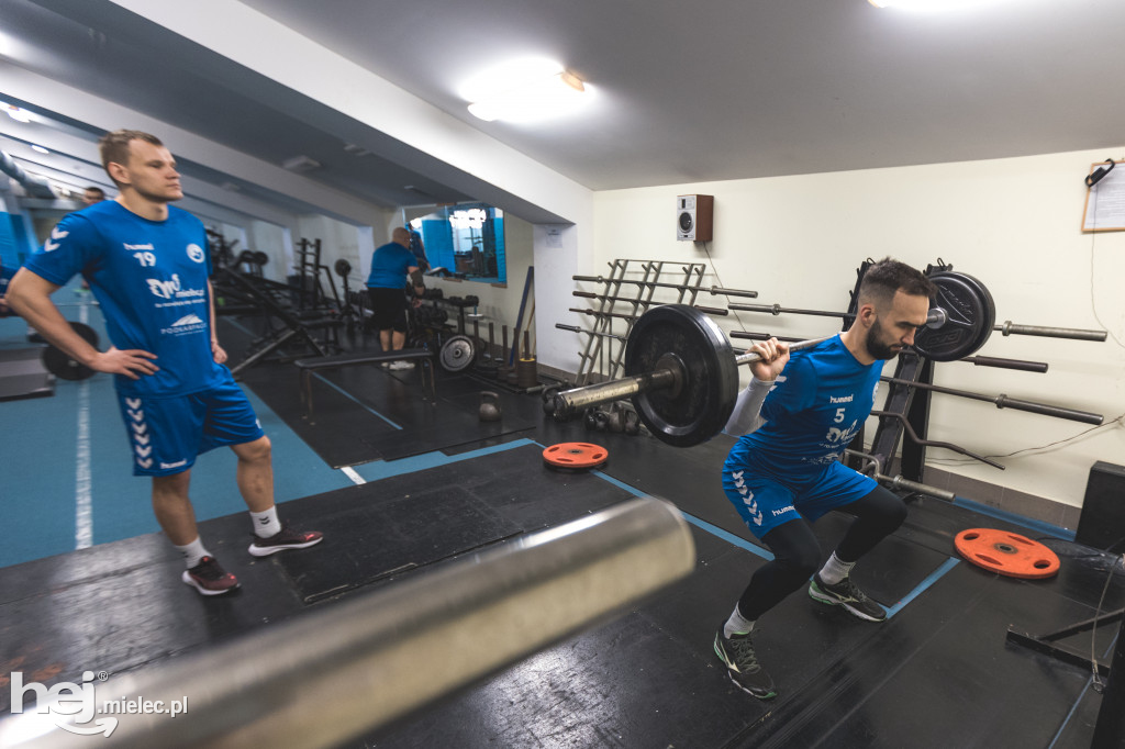 Handball Stal wróciła do treningów i sparingów