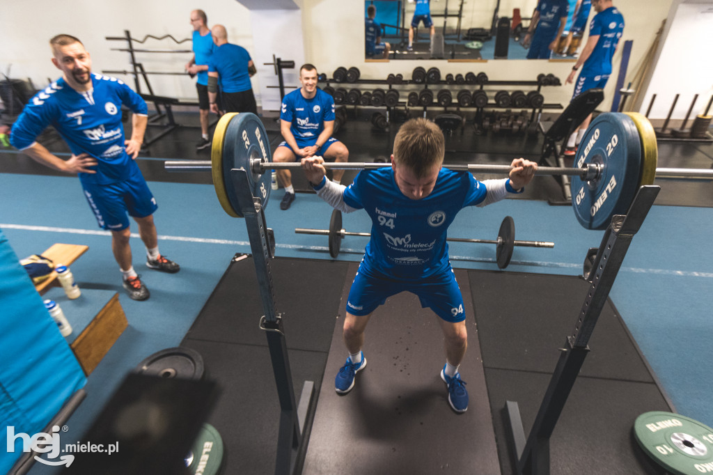 Handball Stal wróciła do treningów i sparingów