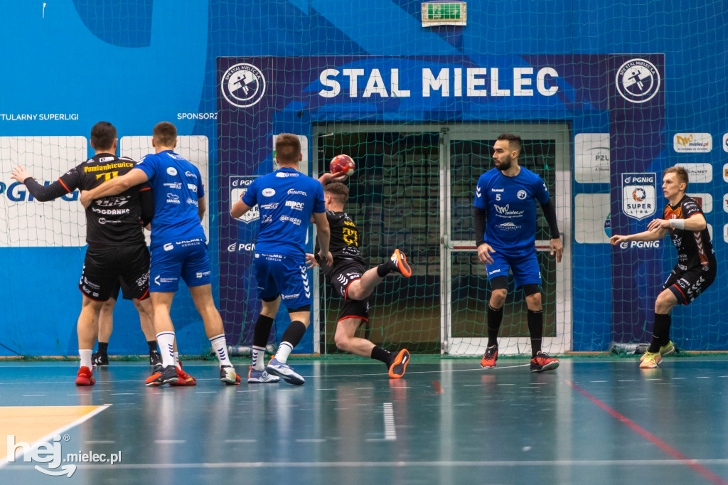 Handball Stal wróciła do treningów i sparingów
