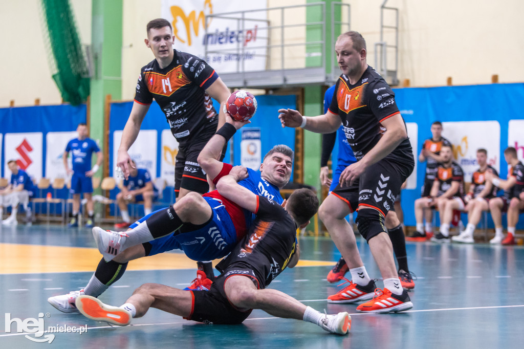 Handball Stal wróciła do treningów i sparingów