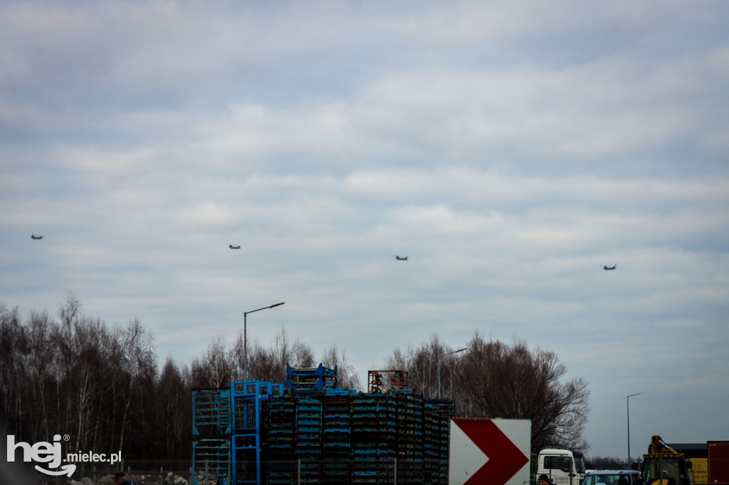 Śmigłowce H-47 Chinook - Boeing na Lotniku Mielec