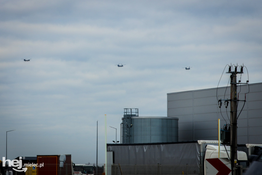 Śmigłowce H-47 Chinook - Boeing na Lotniku Mielec