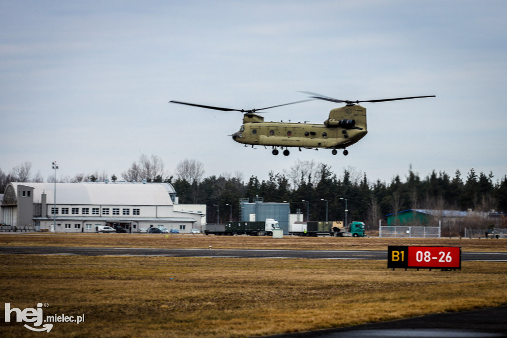 Śmigłowce H-47 Chinook - Boeing na Lotniku Mielec