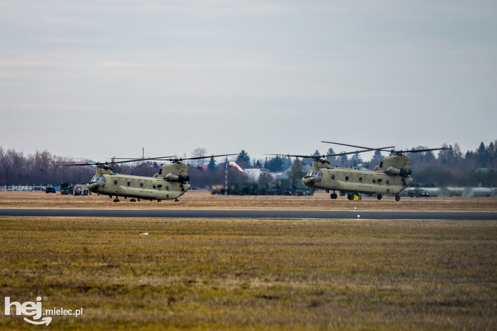 Śmigłowce H-47 Chinook - Boeing na Lotniku Mielec