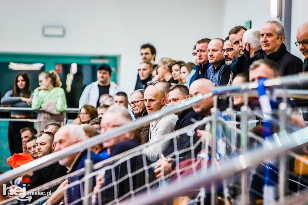 Handball Stal Mielec - Orlen Wisła Płock w Staszowie