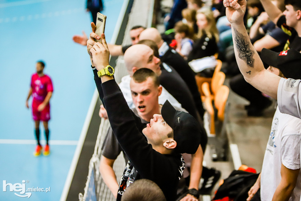Handball Stal Mielec - Orlen Wisła Płock w Staszowie