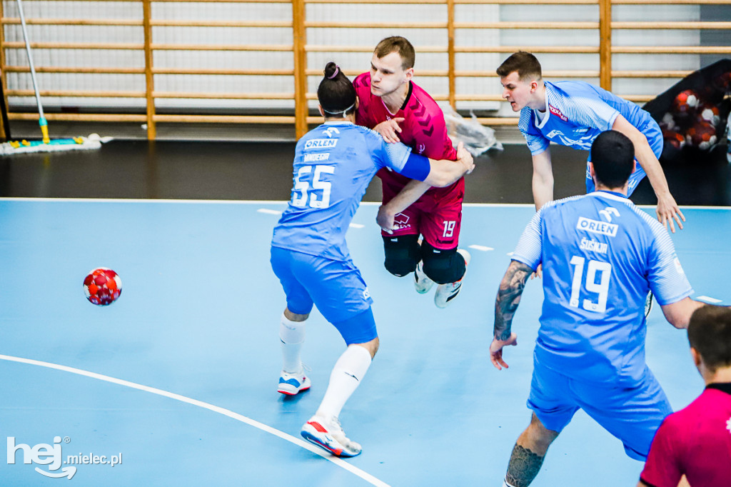 Handball Stal Mielec - Orlen Wisła Płock w Staszowie