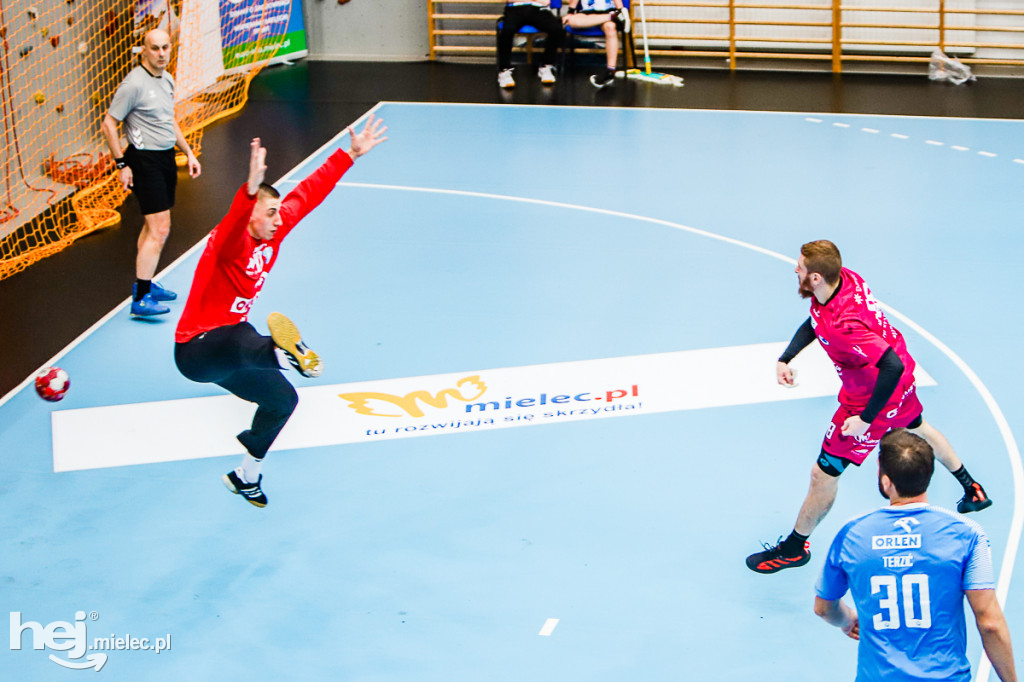 Handball Stal Mielec - Orlen Wisła Płock w Staszowie