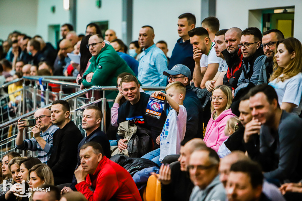 Handball Stal Mielec - Orlen Wisła Płock w Staszowie