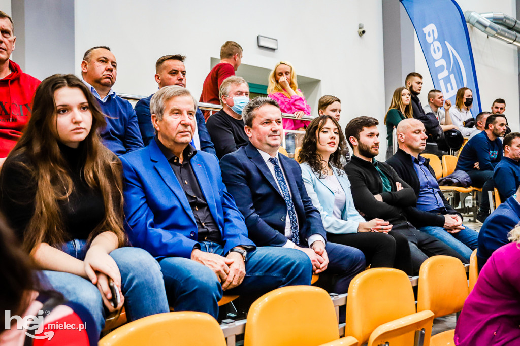 Handball Stal Mielec - Orlen Wisła Płock w Staszowie