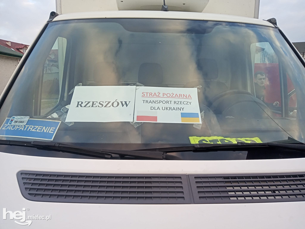 Pierwsze mieleckie konwoje z pomocą ruszyły na granicę