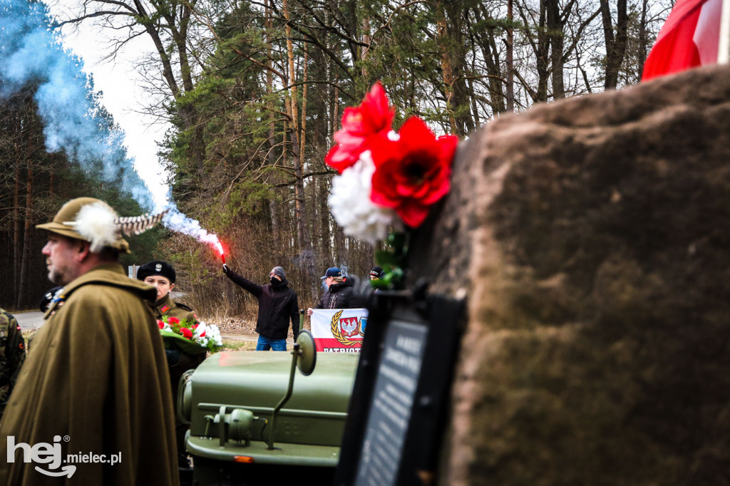 Odsłonięcie Dębu Niezłomnych im. por. Henryka Atemborskiego