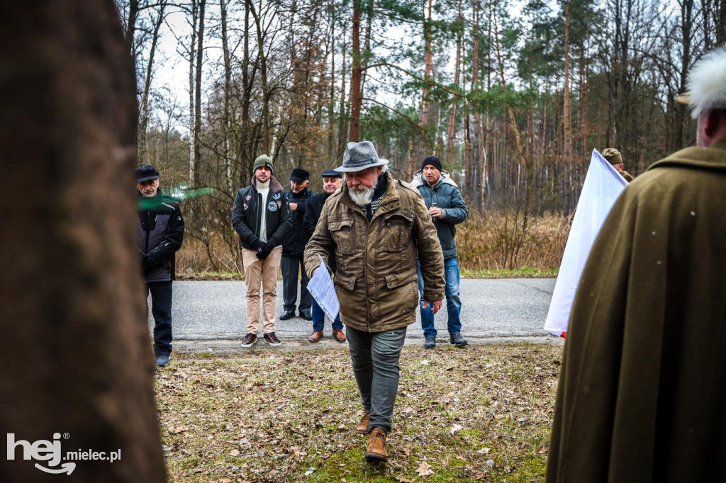 Odsłonięcie Dębu Niezłomnych im. por. Henryka Atemborskiego