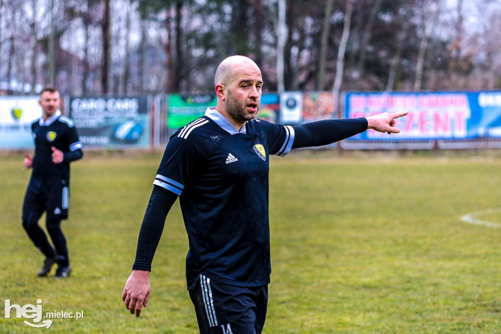 Puchar Polski: LKS Czarni Trześń - Korona Rzeszów