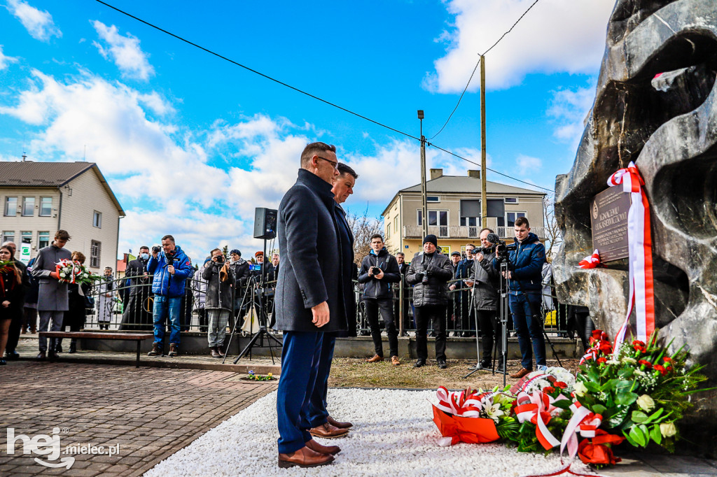 Odsłonięcie obelisku pamięci Ignacego Łukasiewicza