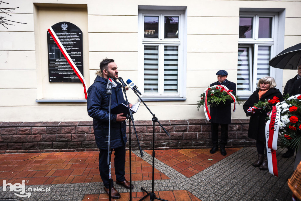 Odsłonięcie tablicy w 80. rocznicę Akcji Reinhardt