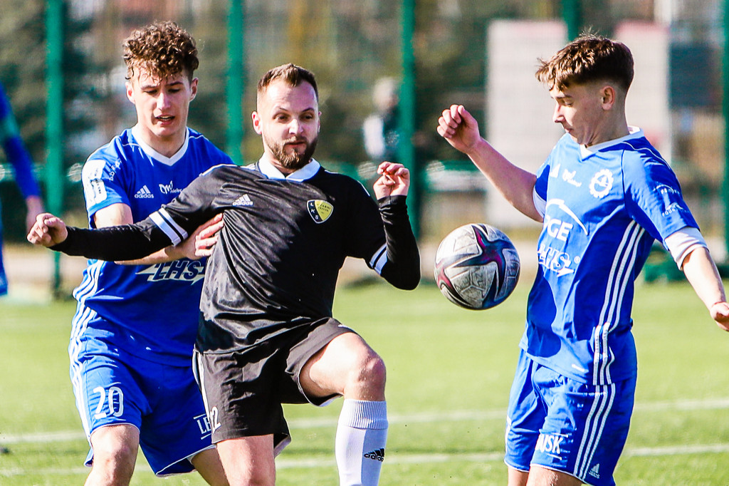FKS STAL II MIELEC - CZARNI TRZEŚŃ