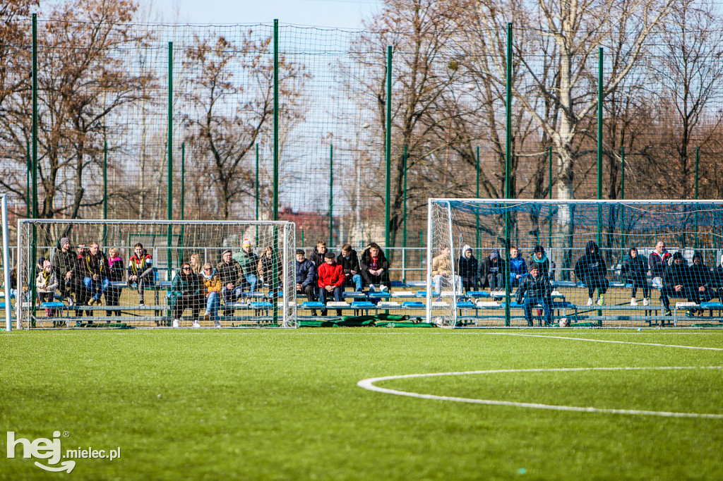 FKS STAL II MIELEC - CZARNI TRZEŚŃ