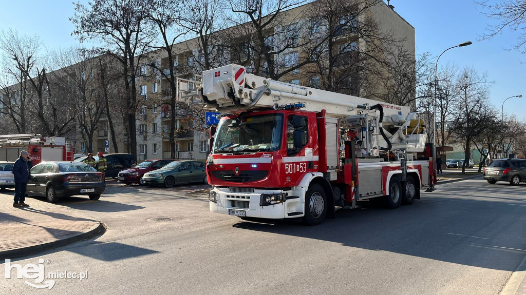 Pożar balkonu w centrum miasta