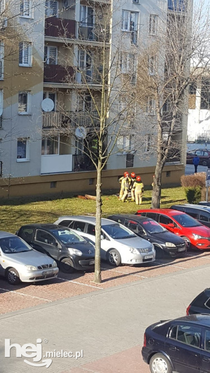 Pożar balkonu w centrum miasta