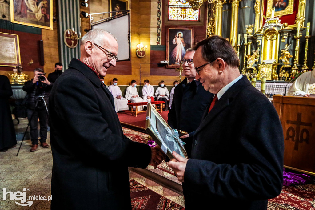 Rok Łukasiewicza. Odsłonili tablicę pamiątkową