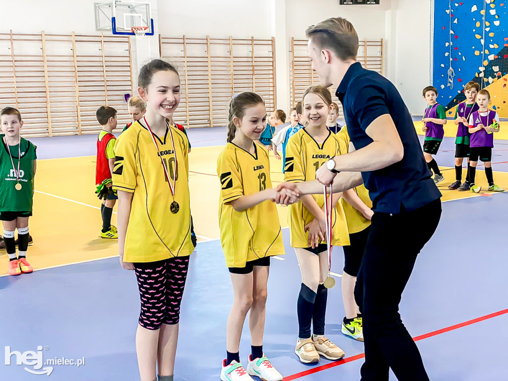 Mali piłkarze rywalizowali w Jaślanach