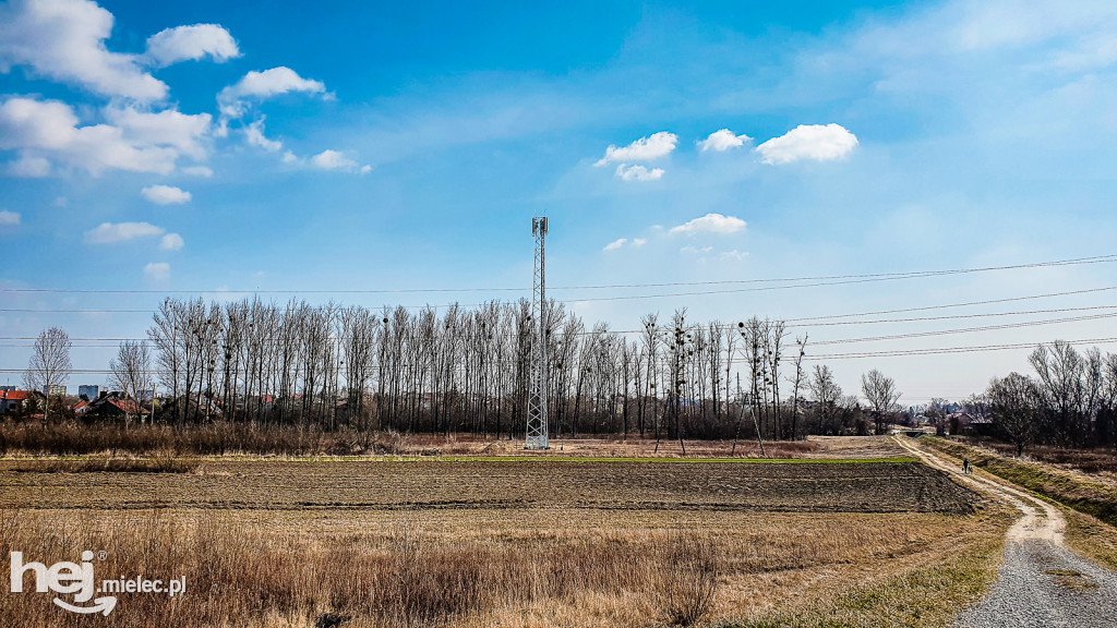 Dwa nowe nadajniki telefonii komórkowej