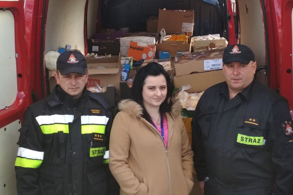 Tysiące bułek z powiatu na granicę