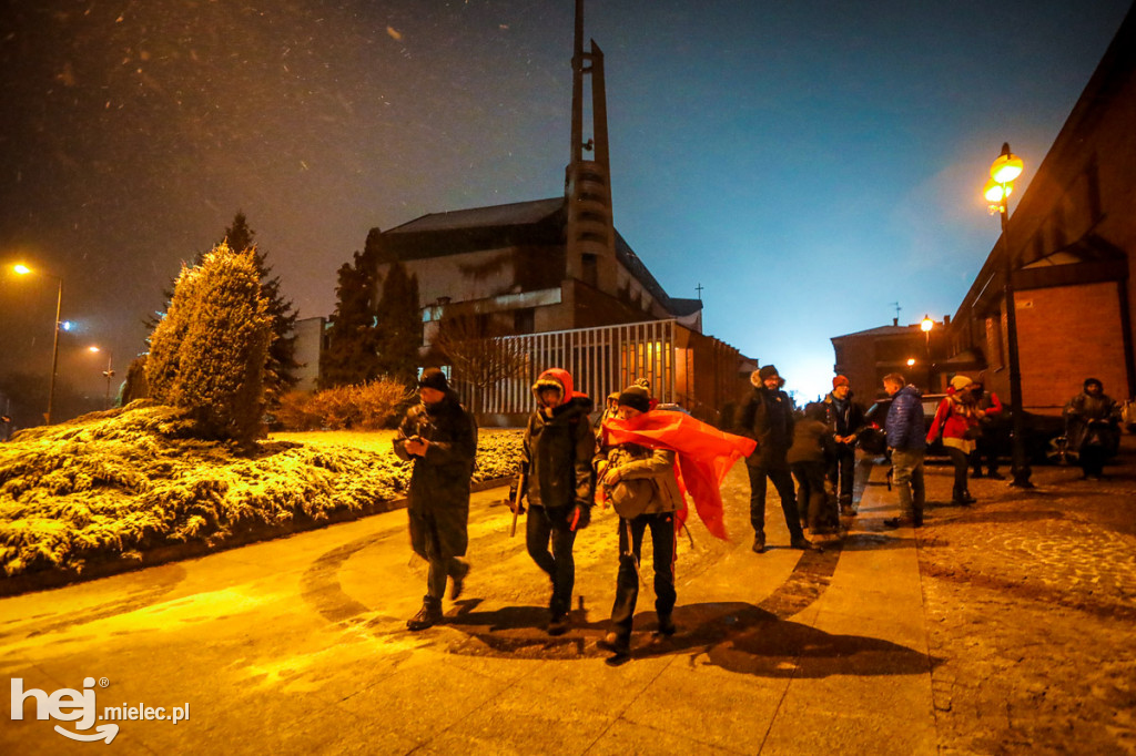 Ekstremalna Droga Krzyżowa znów w śnieżycy