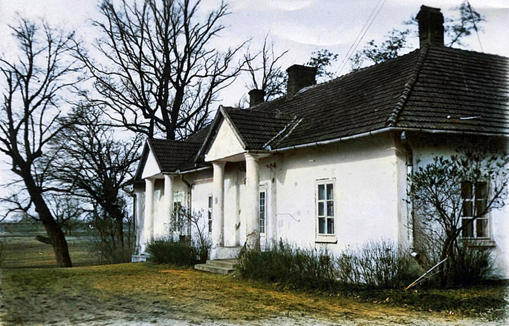 Oficyna dworska Oborskich w Mielcu