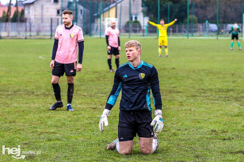 Czarni Trześń - Ekoball Stal Sanok