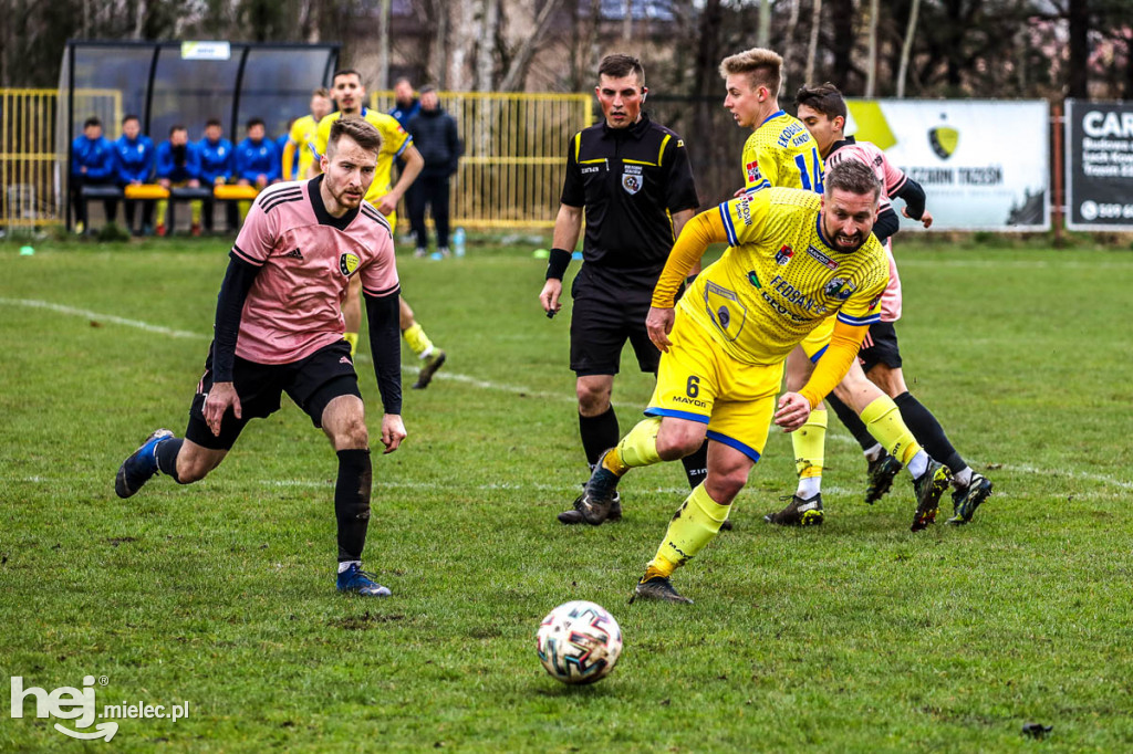Czarni Trześń - Ekoball Stal Sanok