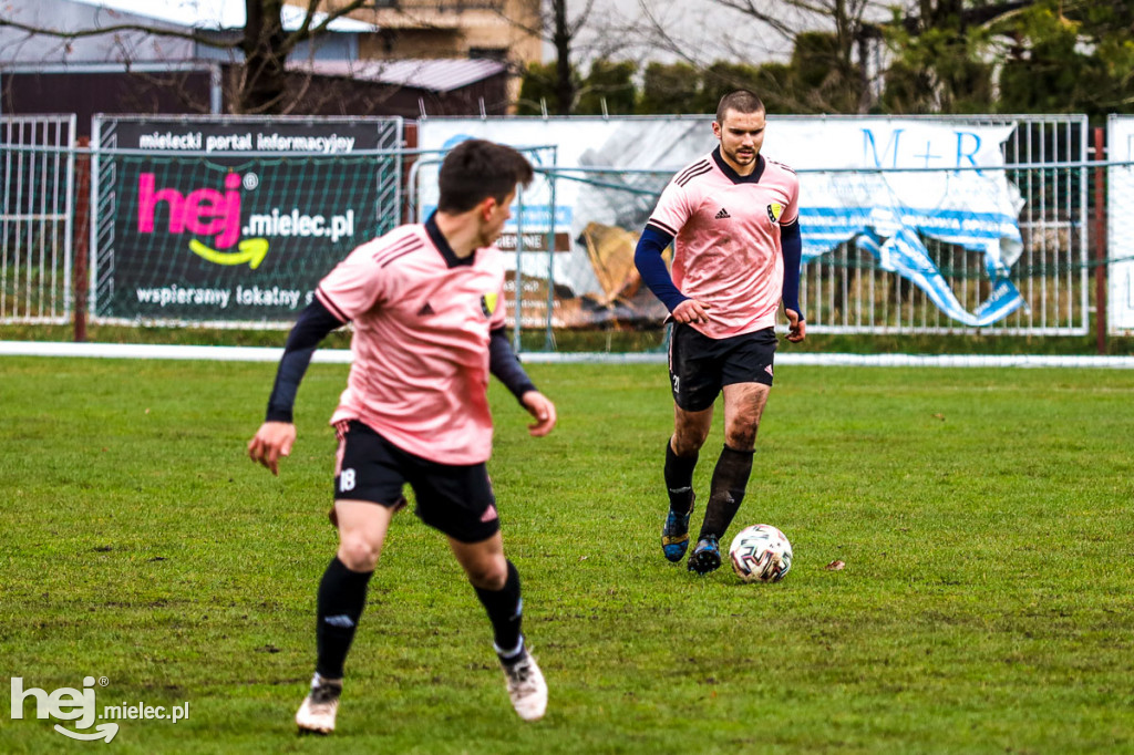 Czarni Trześń - Ekoball Stal Sanok