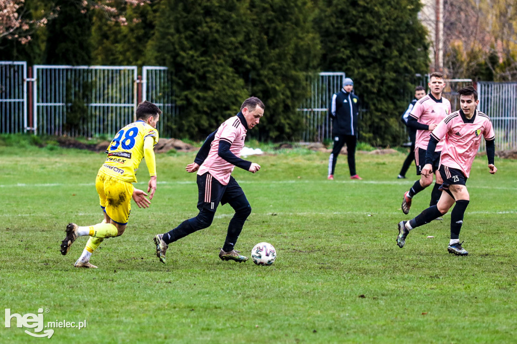 Czarni Trześń - Ekoball Stal Sanok