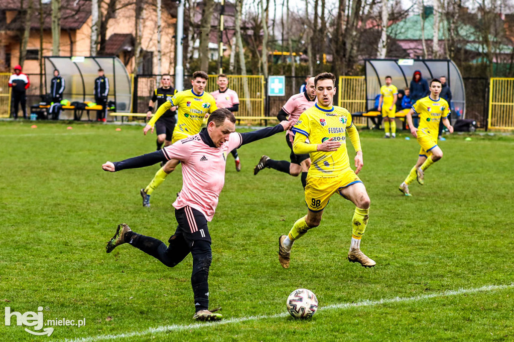 Czarni Trześń - Ekoball Stal Sanok