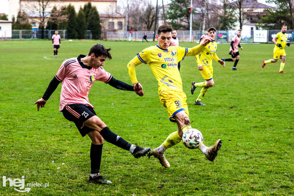 Czarni Trześń - Ekoball Stal Sanok