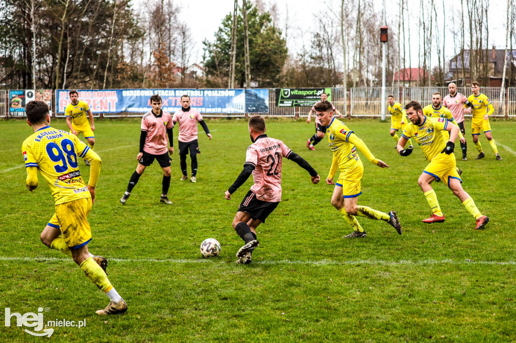 Czarni Trześń - Ekoball Stal Sanok