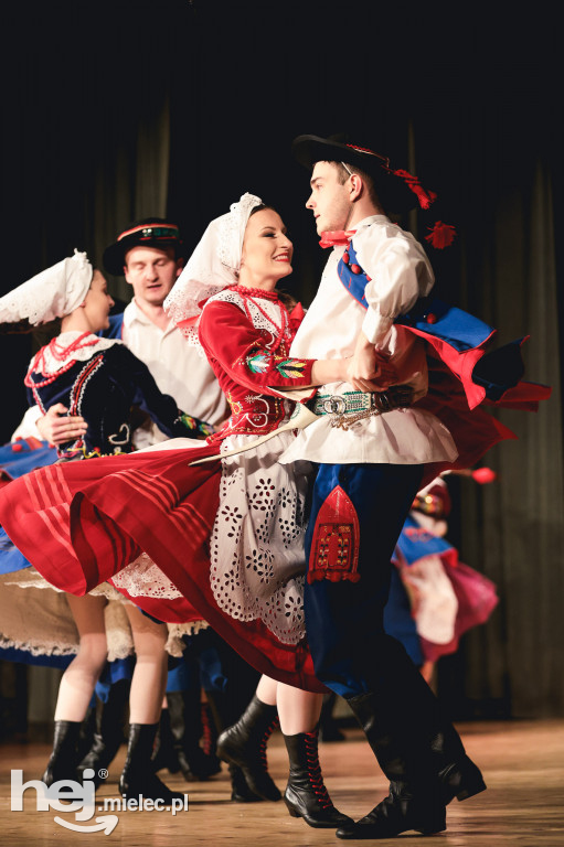 Koncert wielkanocny Zespołu Pieśni i Tańca Rzeszowiacy