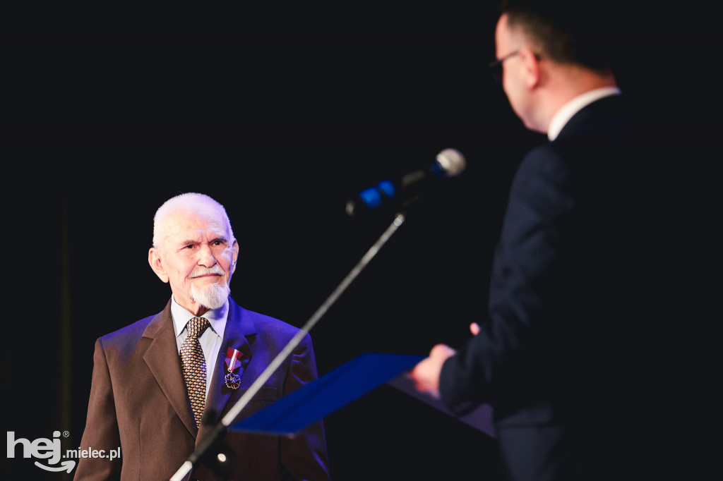 Koncert wielkanocny Zespołu Pieśni i Tańca Rzeszowiacy
