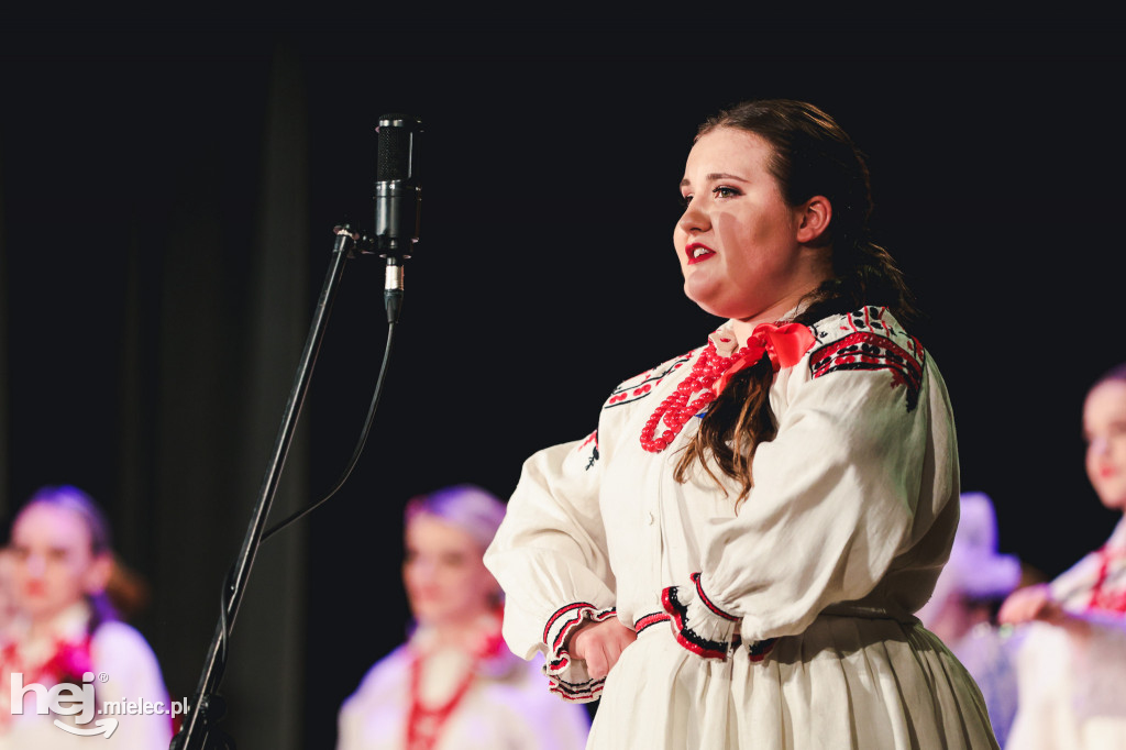 Koncert wielkanocny Zespołu Pieśni i Tańca Rzeszowiacy