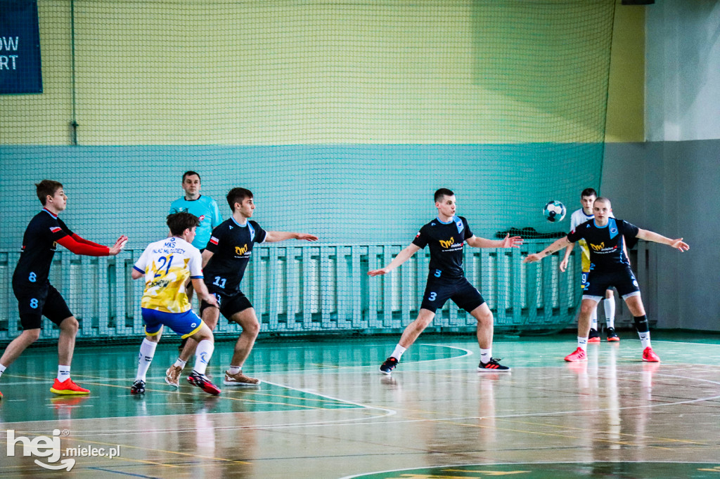 Awans juniorów młodszych SPR Stal Mielec