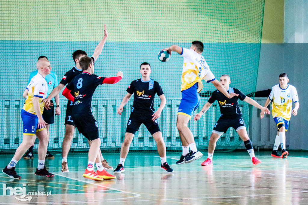 Awans juniorów młodszych SPR Stal Mielec