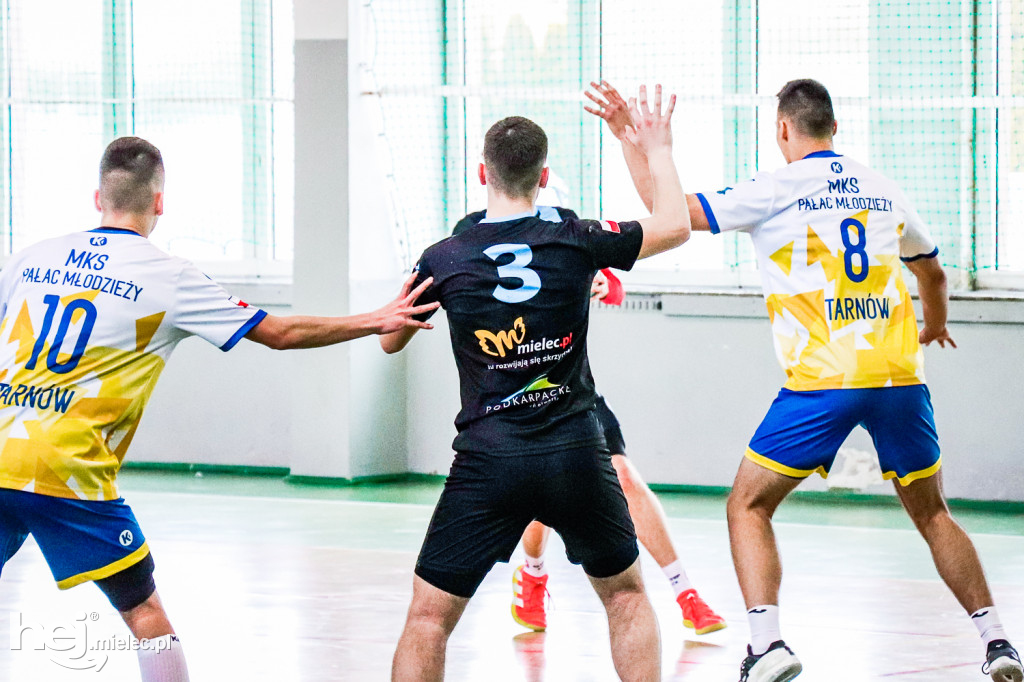 Awans juniorów młodszych SPR Stal Mielec