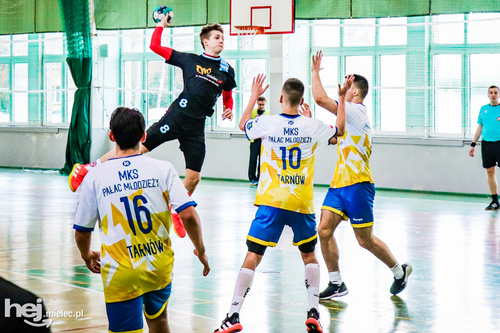 Awans juniorów młodszych SPR Stal Mielec