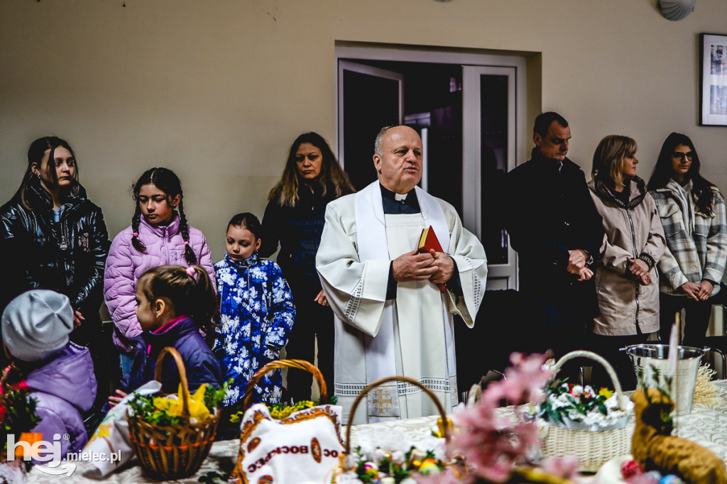 Tradycyjne święcenie pokarmów w Złotnikach