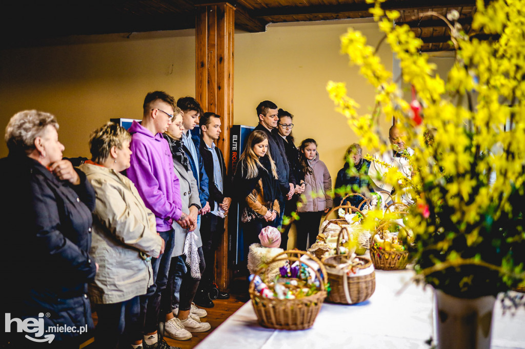 Tradycyjne święcenie pokarmów w Złotnikach