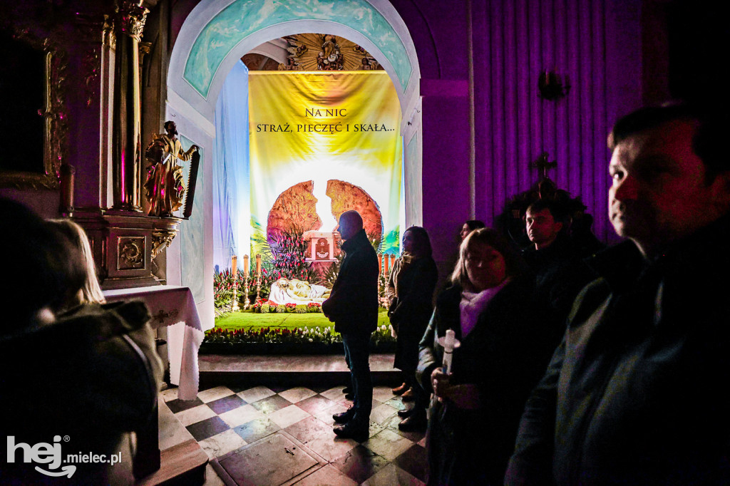 Wielka Sobota: Liturgia Światła w Bazylice w Mielcu
